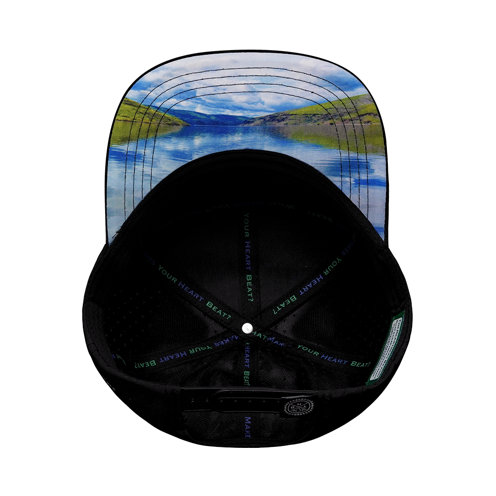 Idaho - 7 Panel - Black / White / Navy - Laser Mesh (Unisex)